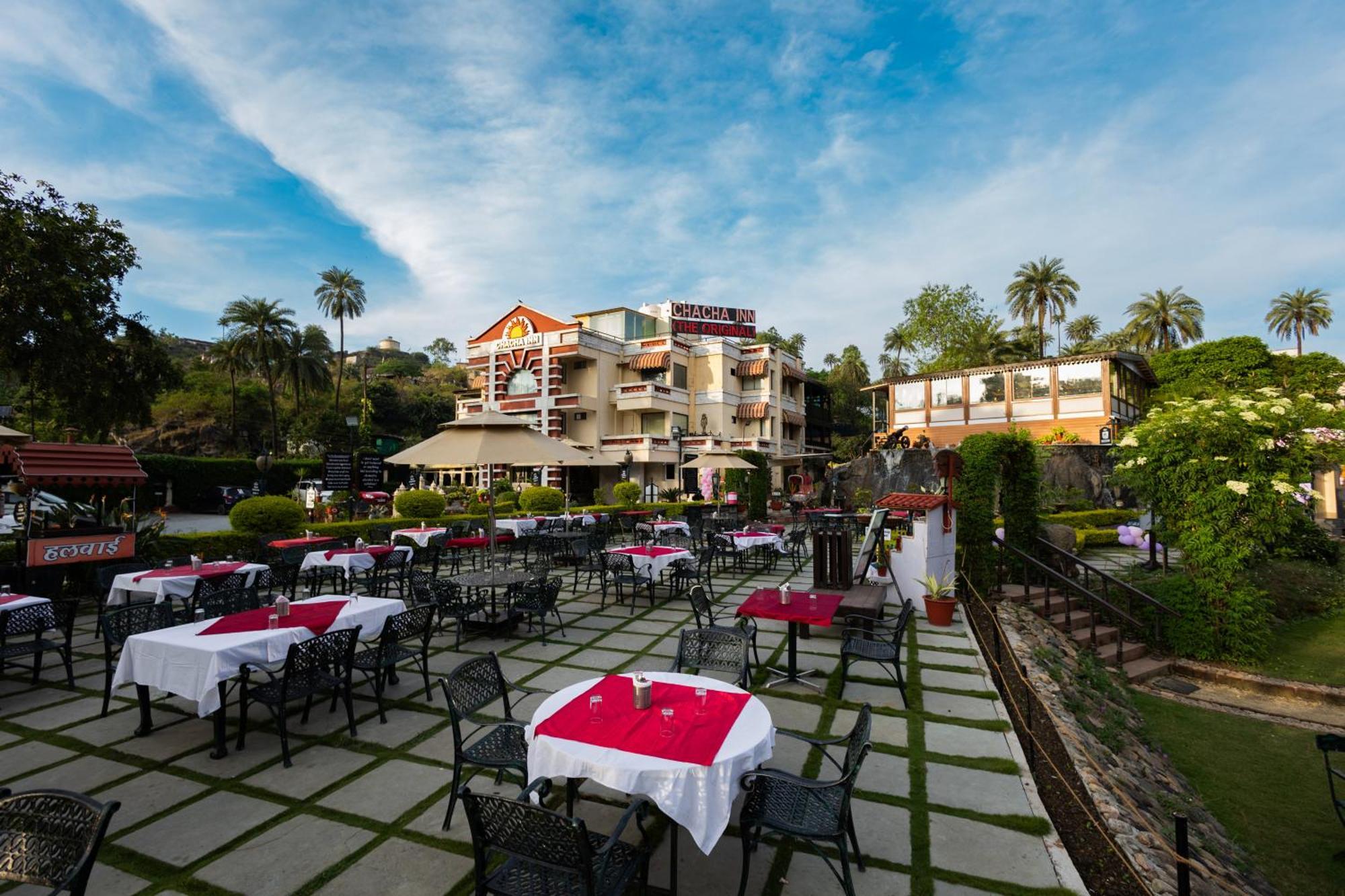 מאונט אבו Chacha Inn The Garden Retreat מראה חיצוני תמונה
